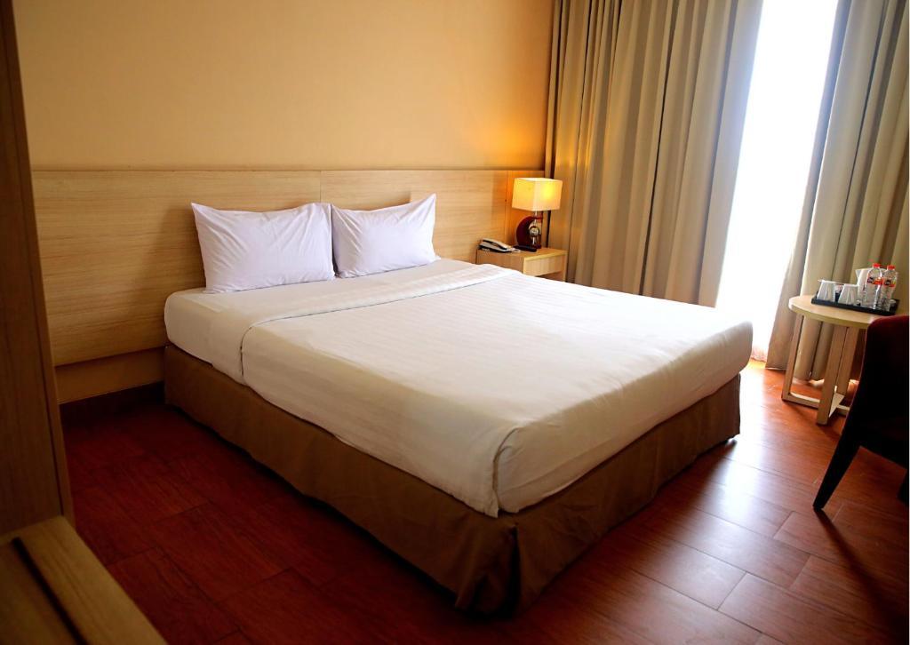 Days Hotel & Suites By Wyndham Jakarta Airport Tangerang Exterior foto