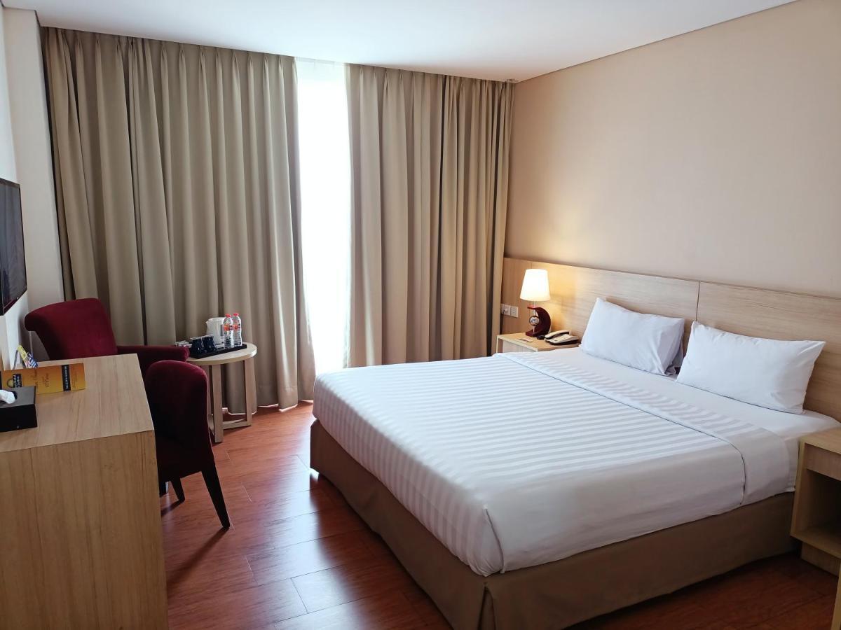 Days Hotel & Suites By Wyndham Jakarta Airport Tangerang Exterior foto