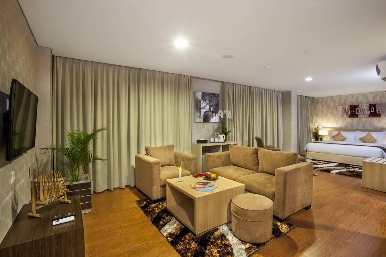 Days Hotel & Suites By Wyndham Jakarta Airport Tangerang Exterior foto