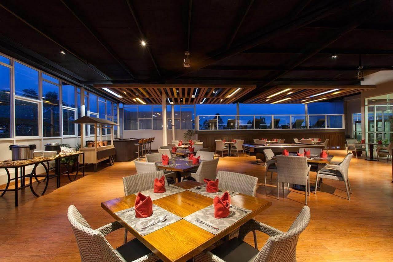Days Hotel & Suites By Wyndham Jakarta Airport Tangerang Exterior foto
